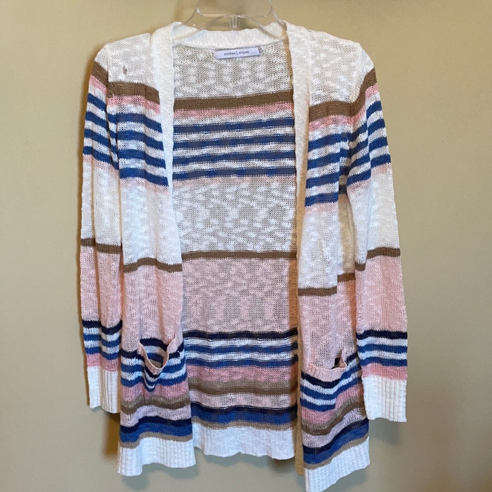 Women’s Medium Never Worn Cardigan